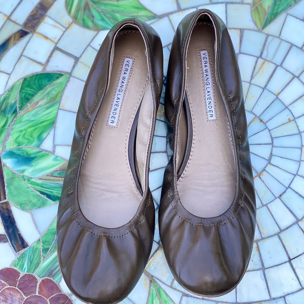 Size 8M Vera Wang Lavender Grey Dark Green Ballet Flats
